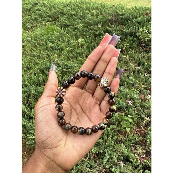 African assorted tribal bracelets with beautiful engraved designs - Picture 5 of 8